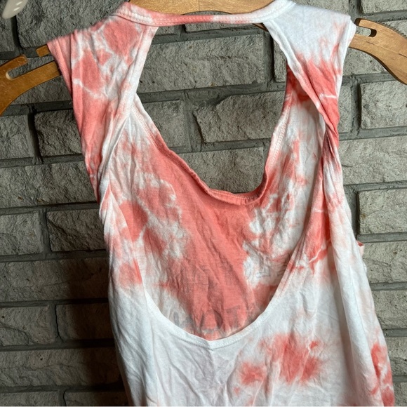 Peloton Muscle Tee - Picture 5 of 7